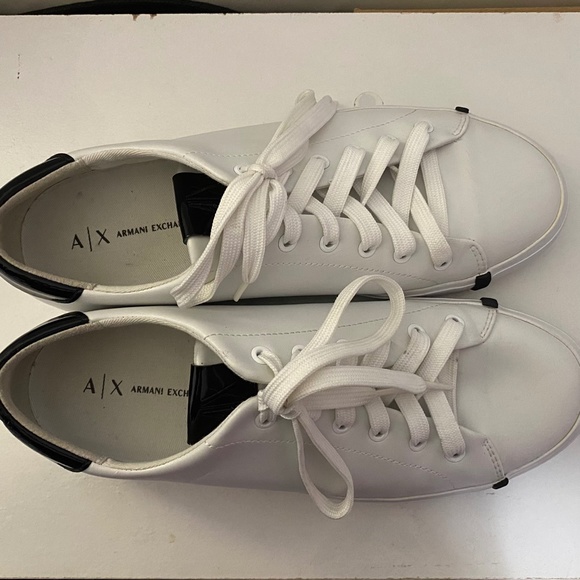 Armani exchange white sneakers size 8 - Picture 2 of 6